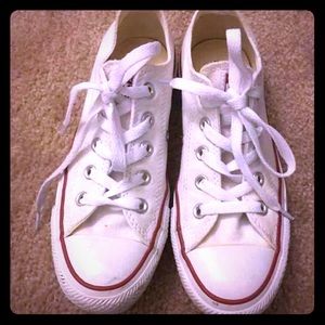 White all star converse